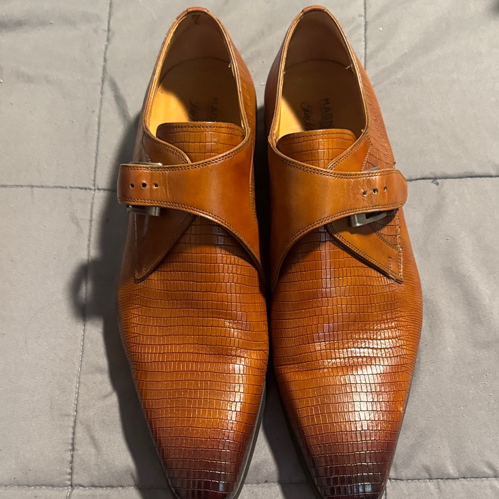 Magnanni Cognac Textured Leather Oxfords